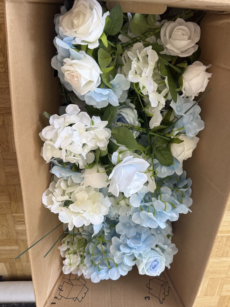 Toutes les décorations: Div. Kunstblumen – D'occasion à Horgen par smaally 1
