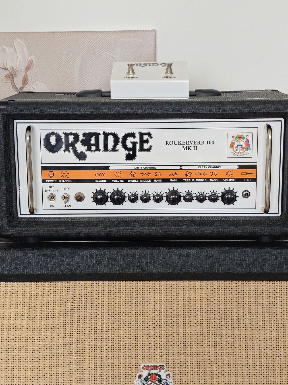 Amplificatori: Orange Rockerverb 100 MK2 Head inkl. 4x12 Cabinet – Usato da Spreitenbach venduto da sgraffito