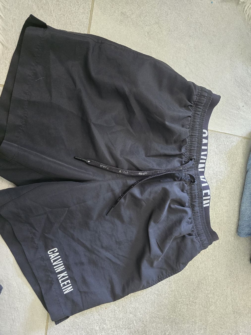 Calvin Klein Pantaloni: Calvin Klein Badehose – Usato da Beinwil am See venduto da dia_wzr9