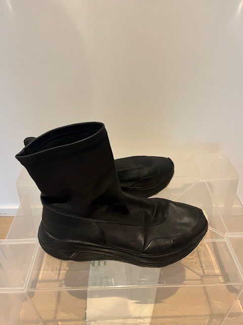 Damenschuhe: Schwarze Leder Sneakers Boots Grösse 40 – Gebraucht aus Zürich von car_pth8 1