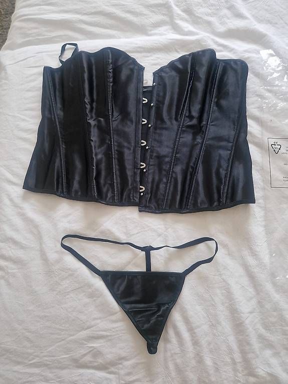 Altra biancheria intima: Korsett XXL Plus Size – Usato da Bülach venduto da Alex_Prado 4