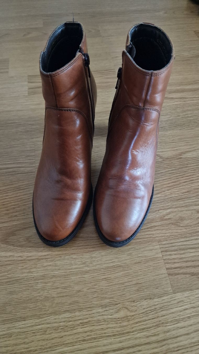 Damenschuhe: Stiefel – Gebraucht aus Wil SG von ral_dgc2 3