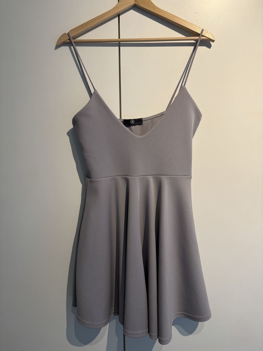 Vestiti: Robe Missguided - Taille 38 – Usato da Genève venduto da sar_852v
