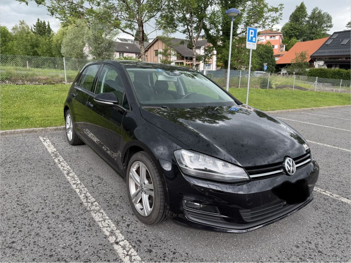 VW Automobili: VW GOLF 7 1.4 TSI Bluemotion DSG 122PS – Usato da Schübelbach venduto da shq_5dmt