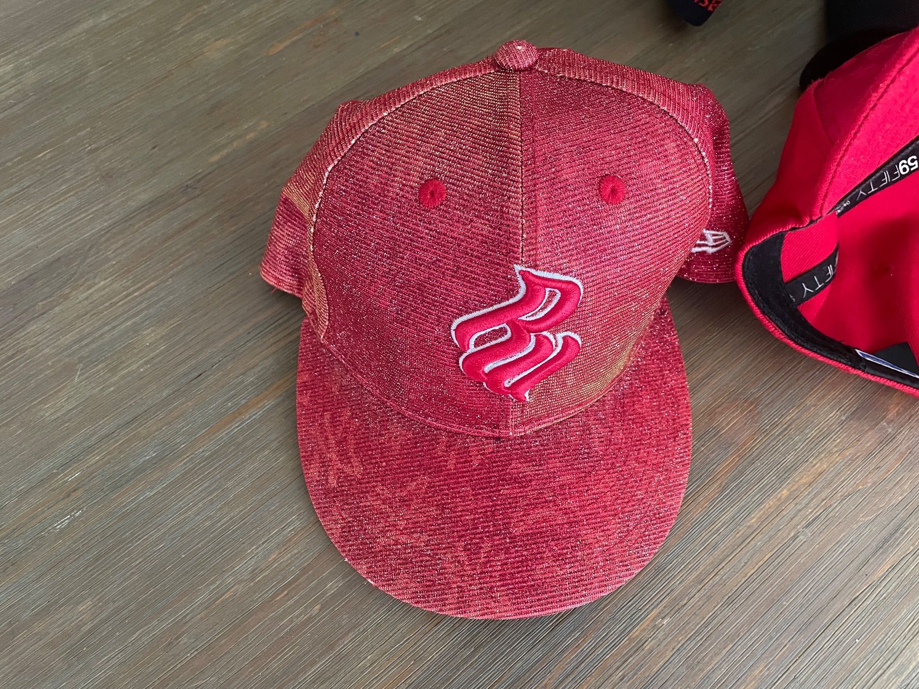 New Era Chapeaux, bonnets & casquettes: Caps – Neuf (Voir description) à Rickenbach SO par ori_t725 4