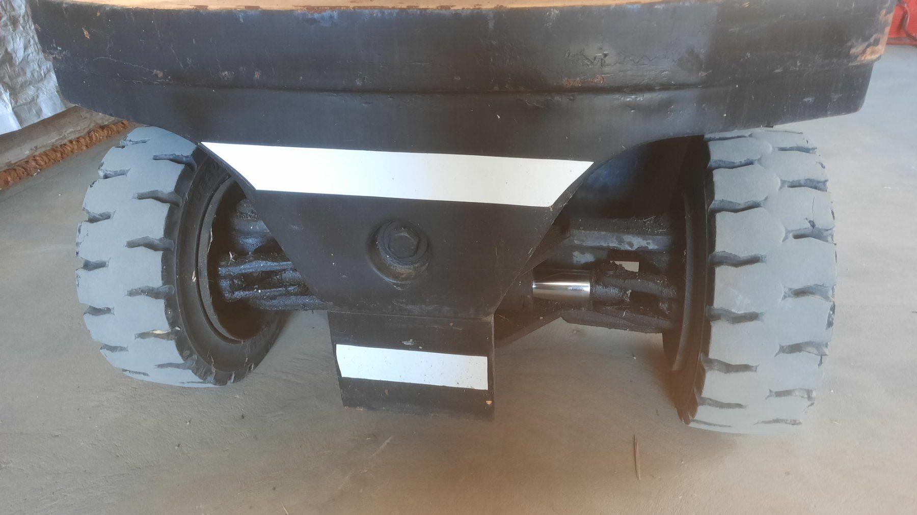 Gabelstapler & Hubwagen: Elektrostapler 4-Rad – Gebraucht aus murgenthal von Vision05 2