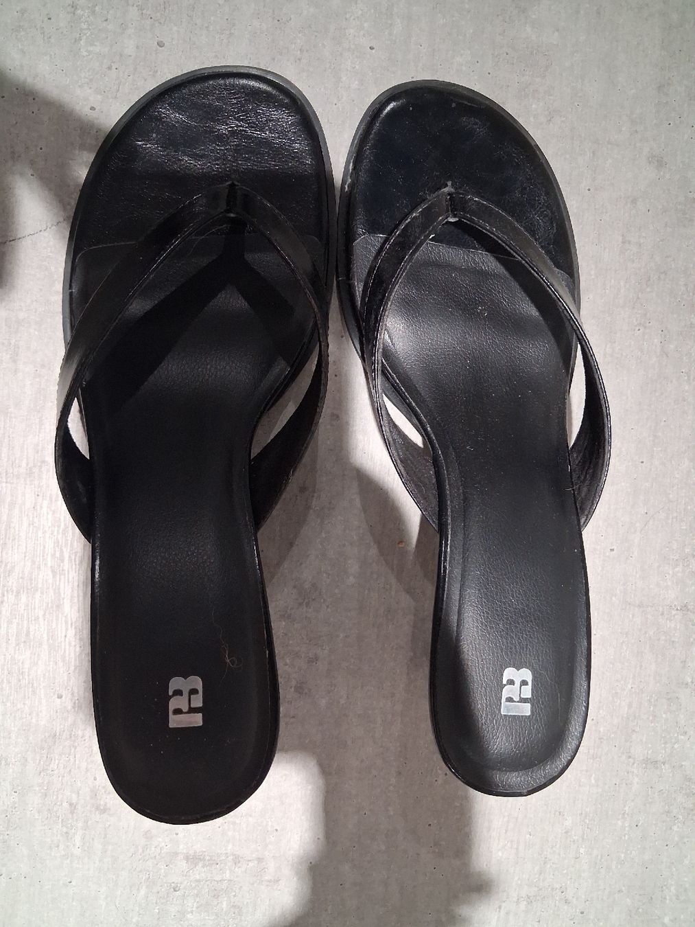 Scarpe da donna: pull&bear sandaletten mit absatz – Usato da Sevelen venduto da rot_7p8z