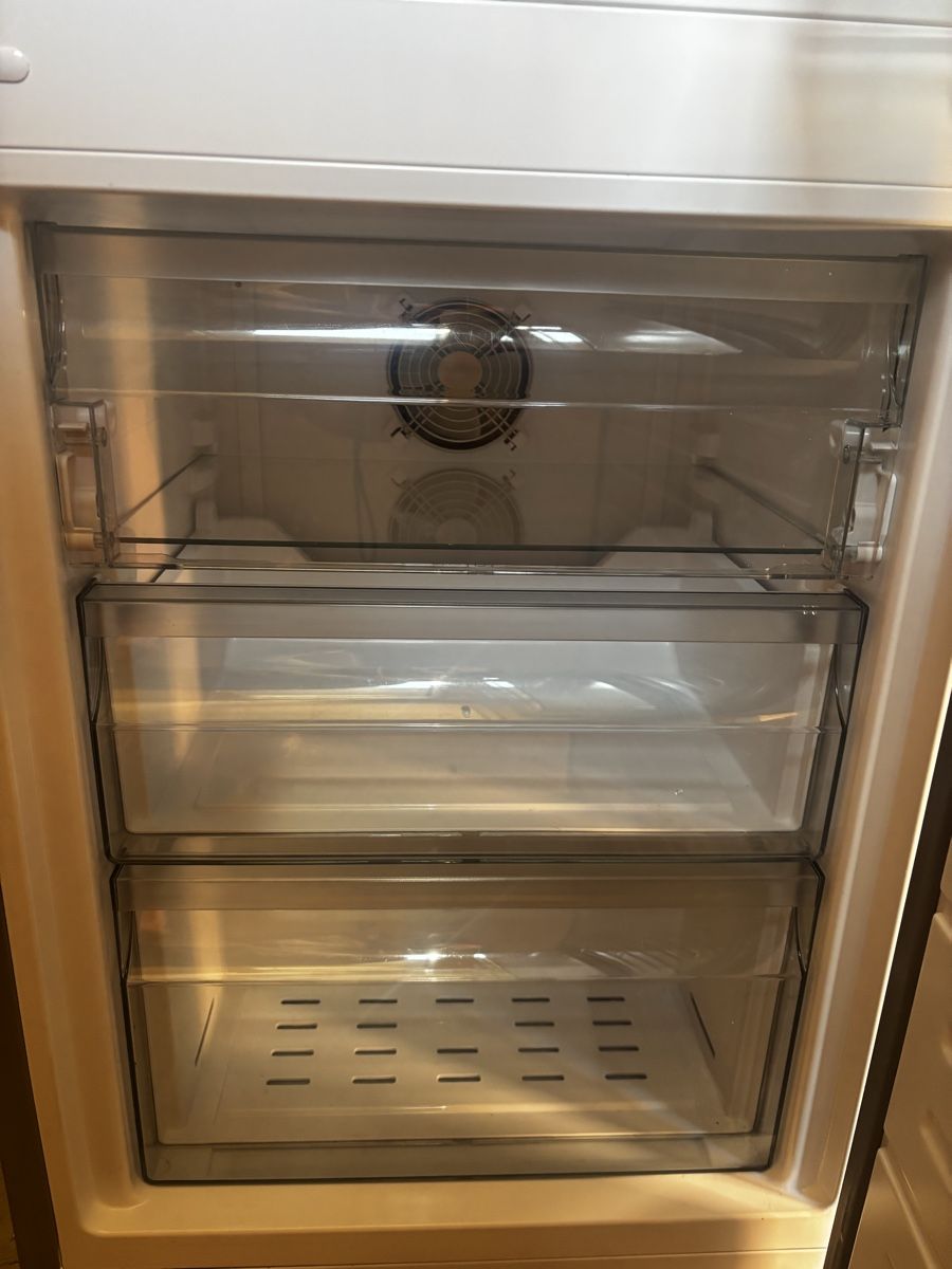 Kühlschrank: Kühlschrank SHARP – Gebraucht aus St. Niklaus VS von Furr3521 2