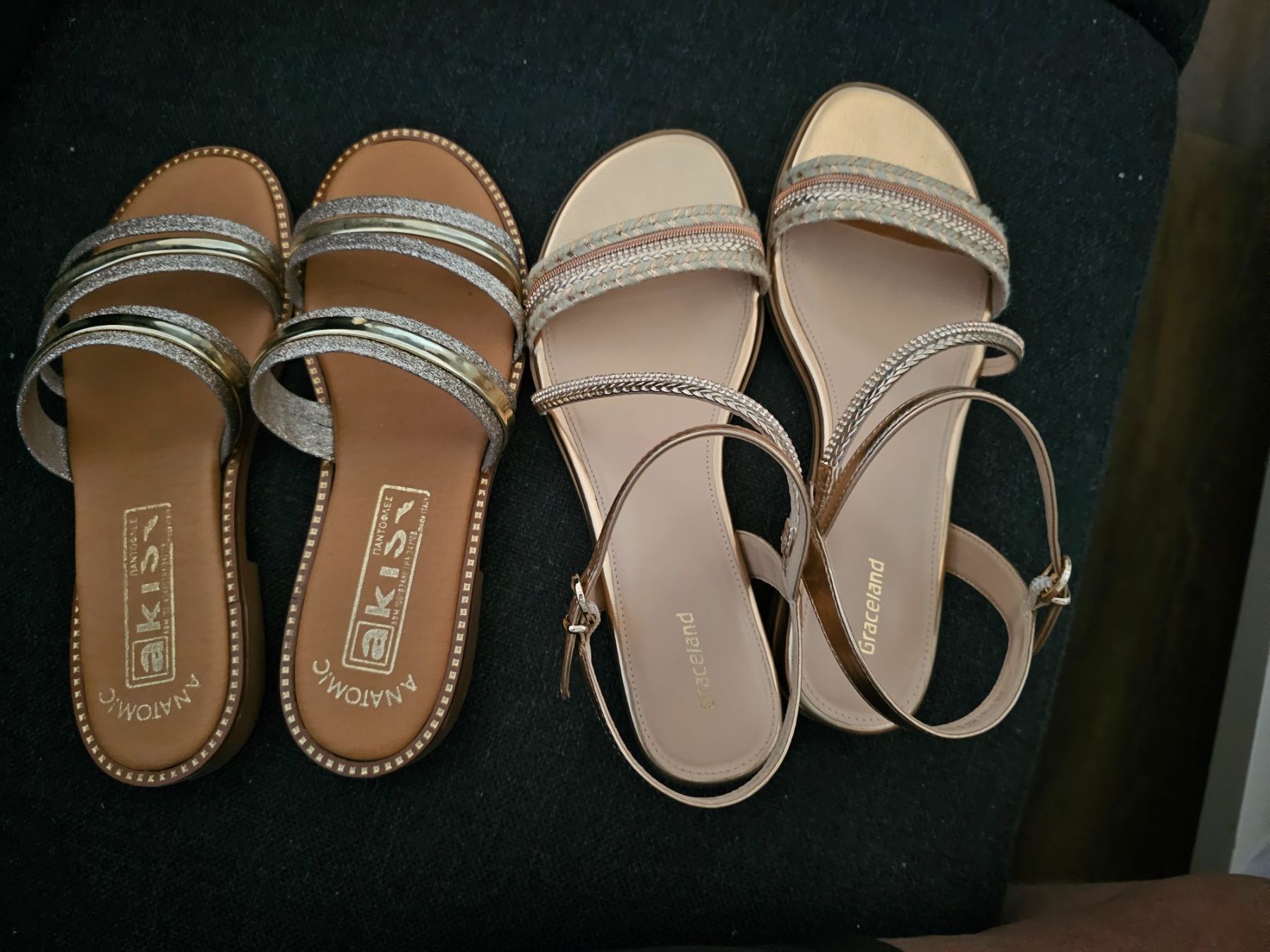 Chaussures femmes: Sandalen Gr. 39, 2 Paar – D'occasion à Kirchdorf BE par aegeri00