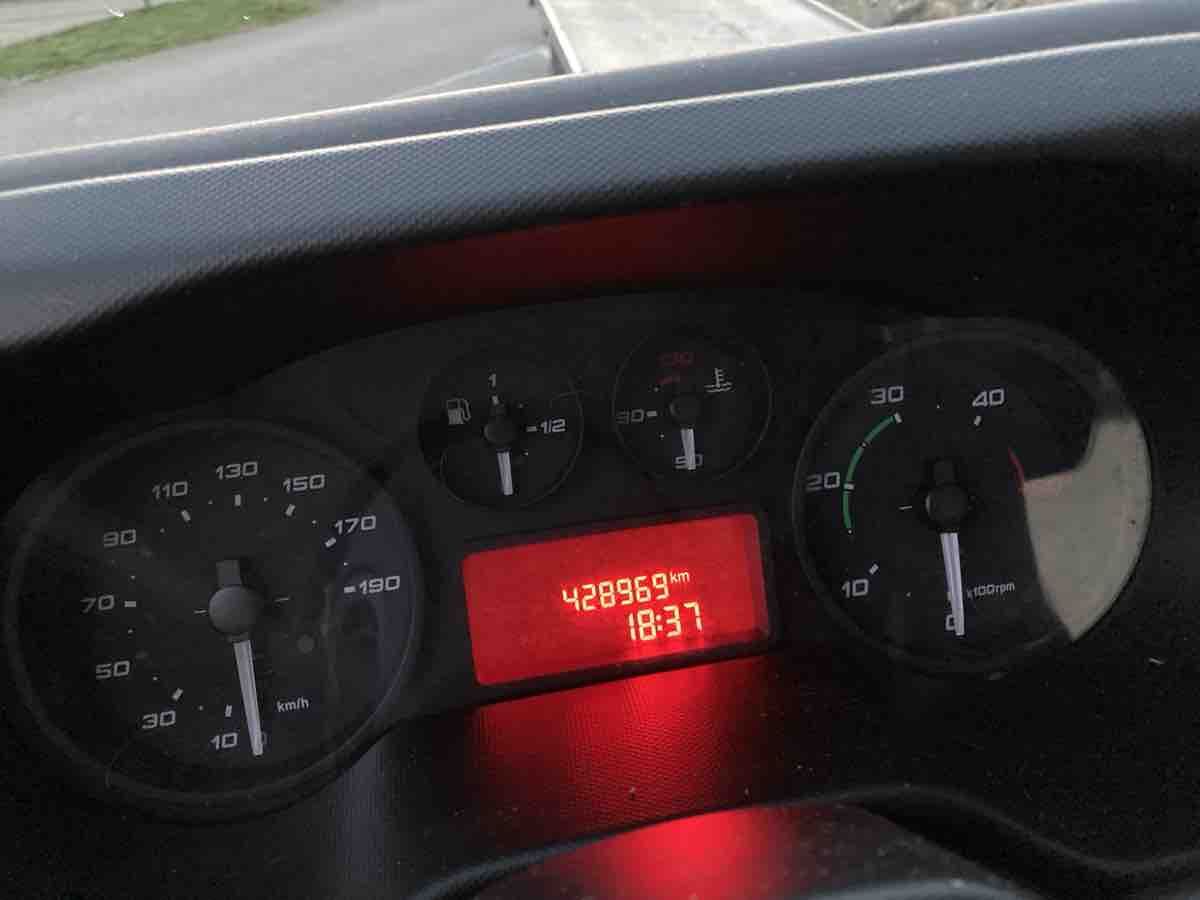 Iveco Veicoli commerciali: Iveco Daily 35C17 – Usato da Emmetten venduto da stuckler 4