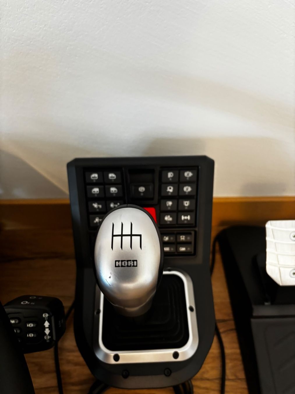 Konsolen: HORI Force Feedback Truck Control System – Gebraucht aus Wald ZH von Grosskaufrausch 2