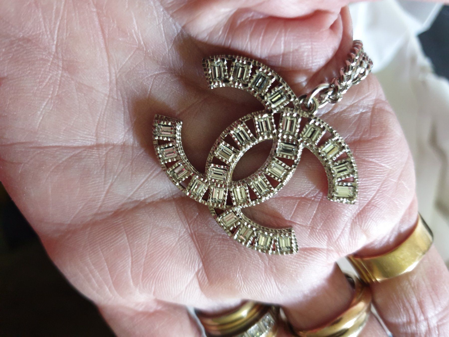 Chanel Catenine: Chanel lange Kette – Usato da Bottmingen venduto da sandy_2 3