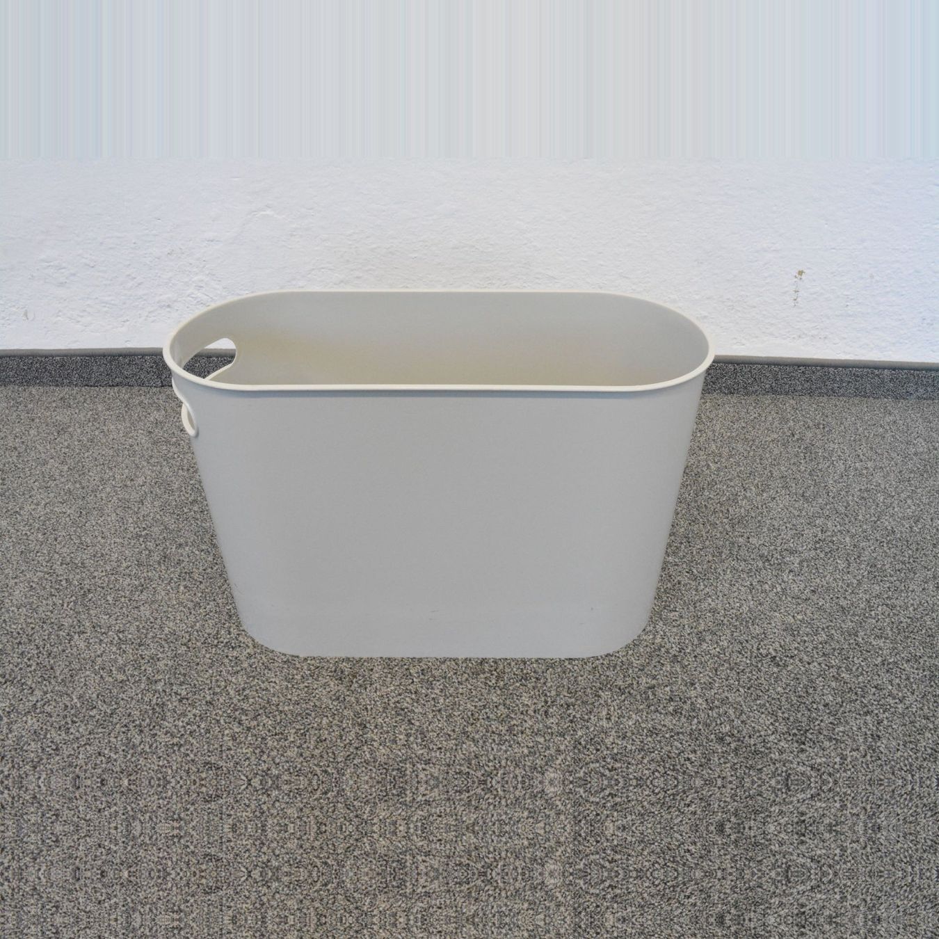 Cestini per rifiuti: Helit ClassicLine Altpapiersammler "the oval" Hellgrau – Usato da Schönenwerd venduto da mcofficeshop 1