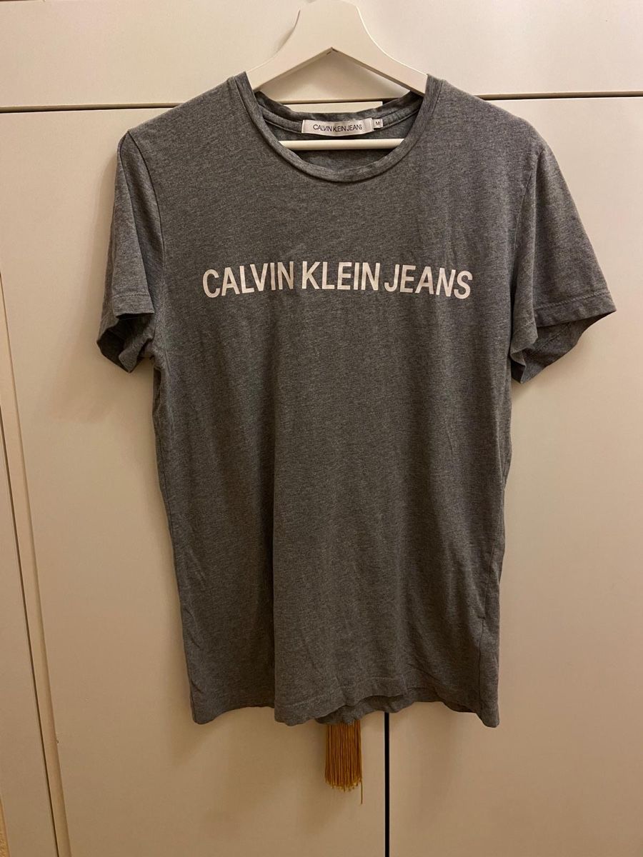 Calvin Klein T-shirt: T-Shirt Kalvin Klein – Usato da Dübendorf venduto da Sebashop
