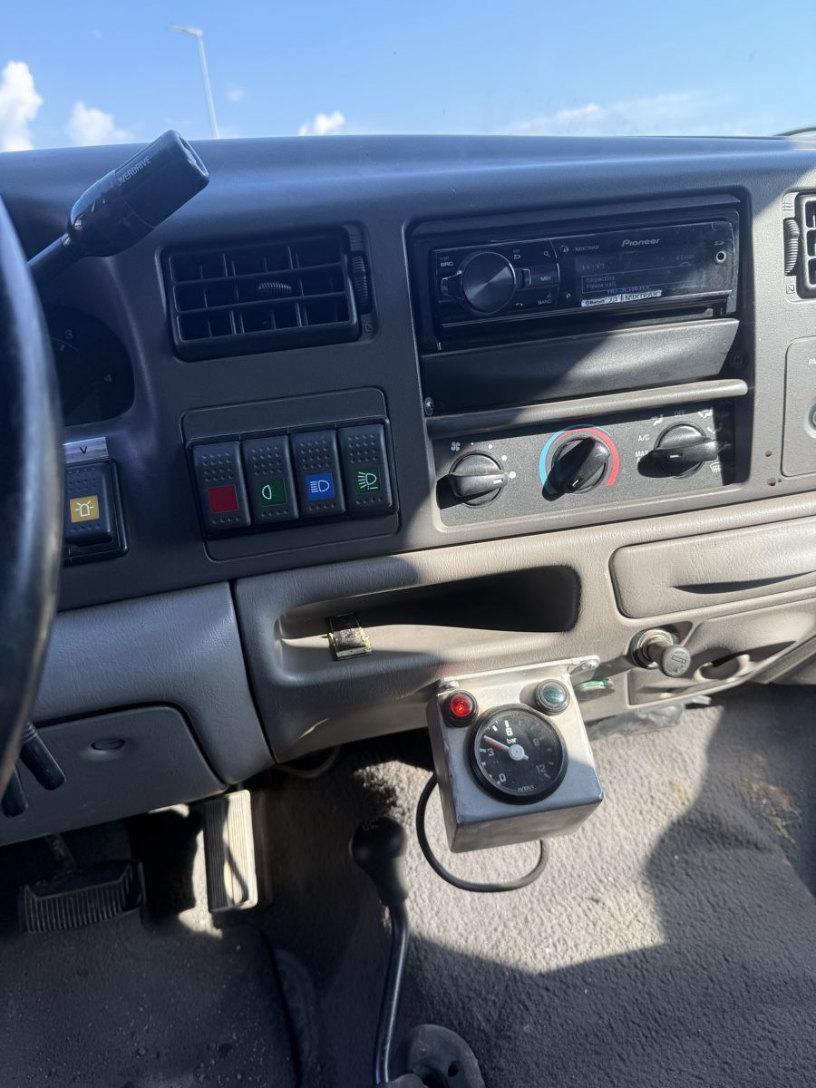 Ford (Usa) Autos: Ford F250 – D'occasion à Eichberg par Weder236 8