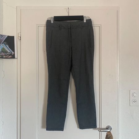 Zara mid-waist Hose, Gr. EU36 (S)