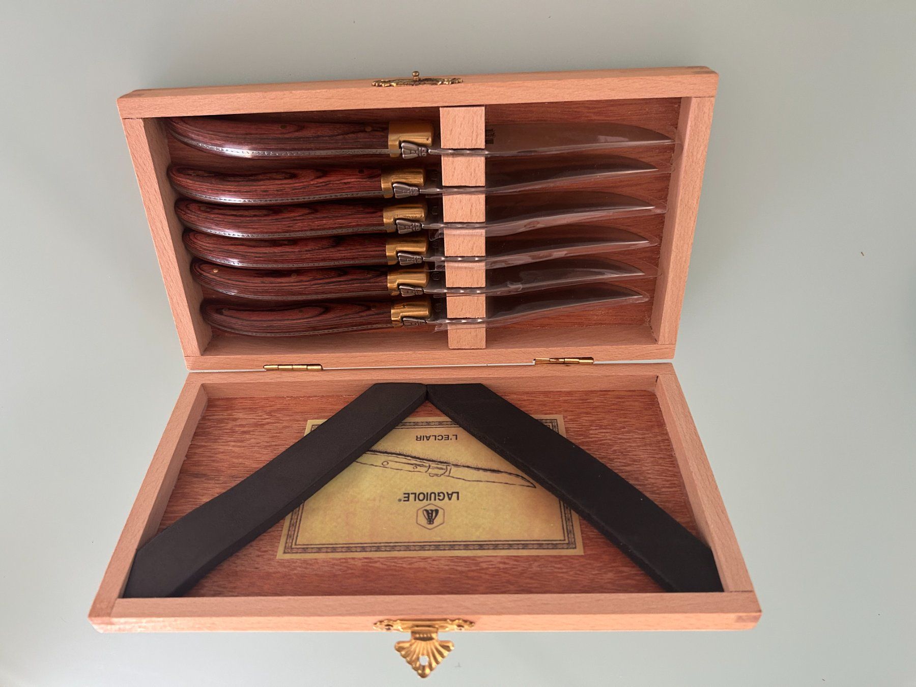 Laguiole Couteaux: Steakmesser – Neuf avec emballage d'origine à Weggis par bcpg