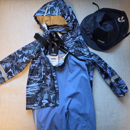 Reima Set gr. 110 Regenjacke + Regenhose + Regenhut 