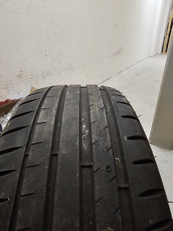 Altro in Scrittura & Disegno: Gomme estive 205 45 R17 – Usato da Locarno venduto da DennKu
