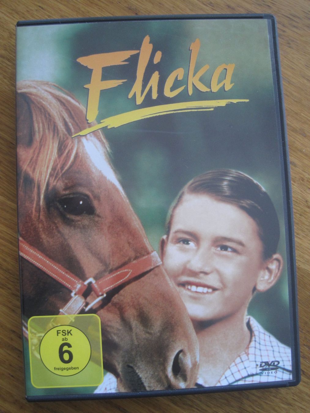 Tous les DVDs: FLICKA   DVD 's  Das Original und die neue Version – D'occasion à Gossau SG par Noryflory 1