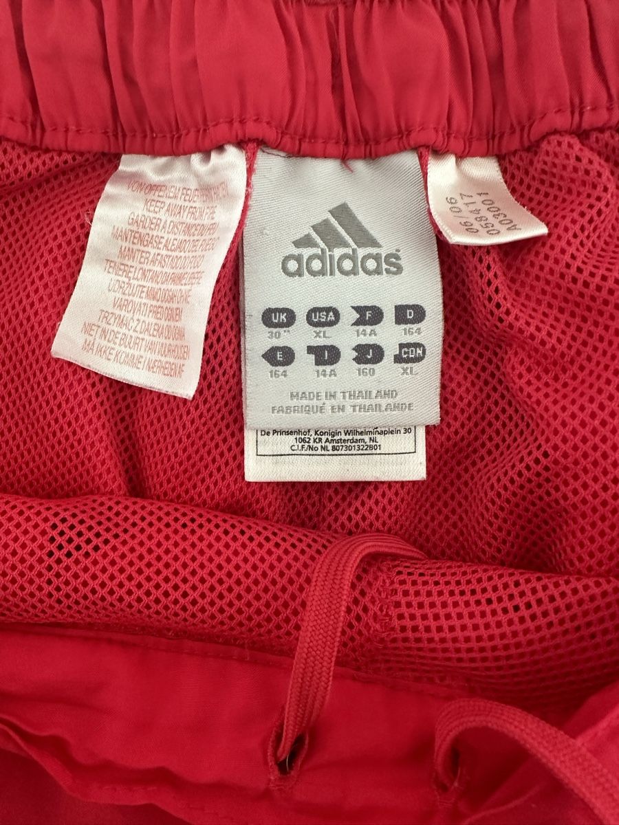 Adidas Pantaloni: Adidas Sporthose. – Usato da Zürich venduto da tom_8phz 4