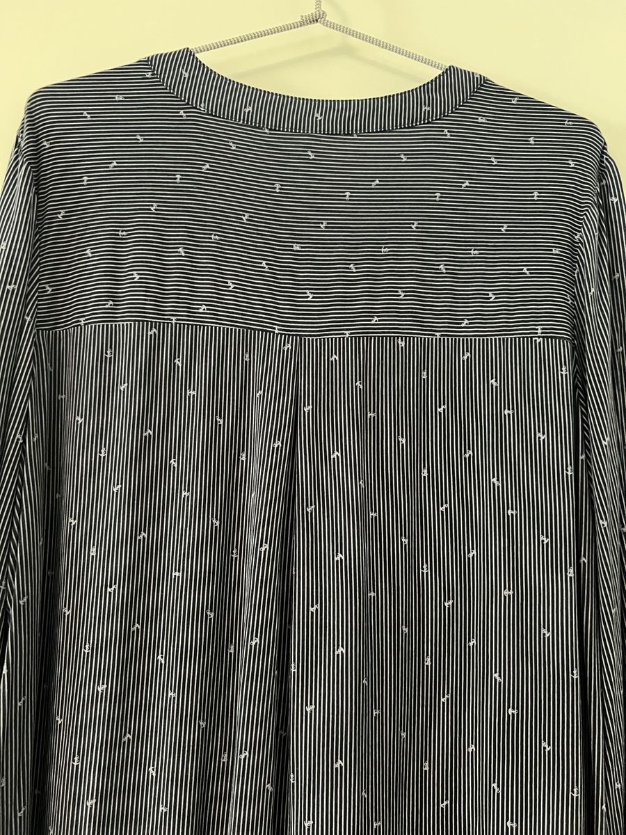 Camicette: Chic Bluse Gr. L dunkelblau mit Ankern, Sommerbluse, maritim – Usato da Winterthur venduto da mel_wy 3