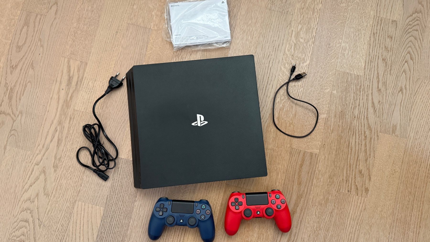 Sony Consoles: Sony PlayStation 4 Pro 1 TB – D'occasion à Oberägeri par piksi13 3