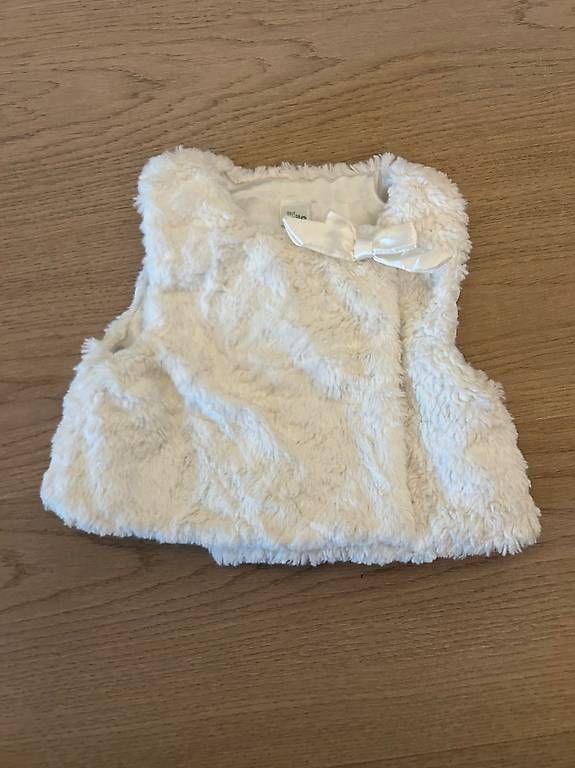 Lotti & Set di vestiti: Kleider Set Mädchen Gr. 74 – Usato da Glattpark(Opfikon) venduto da humanpro 4