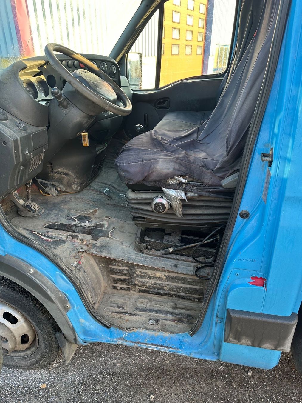 Iveco Véhicules utilitaires: iveco 35C13 – D'occasion à Forel (Lavaux) par del_8f9r 5