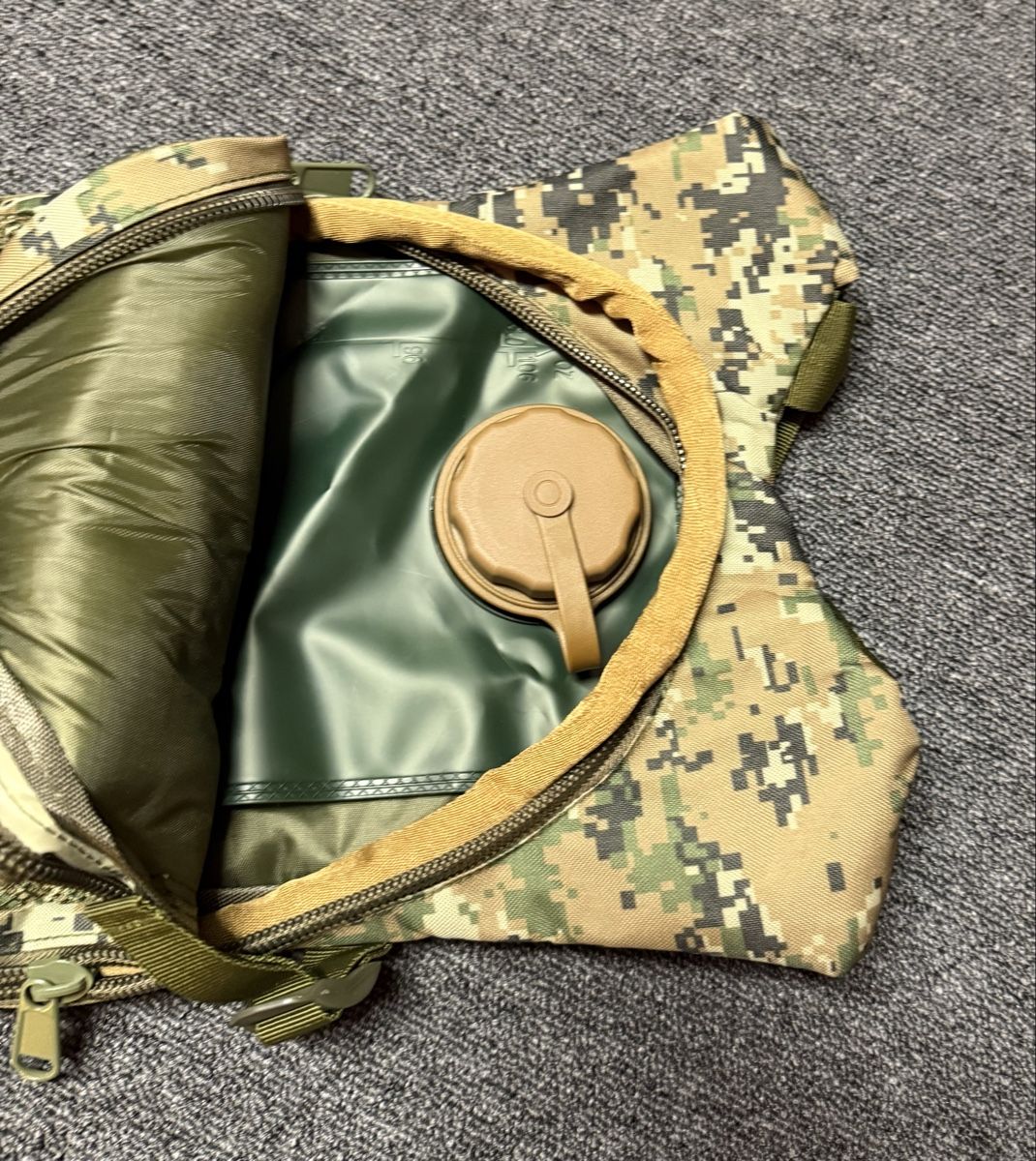 Zaini: Trinkrucksack Army Camouflage 3L – Usato da Bauma venduto da Shotgunmann 1