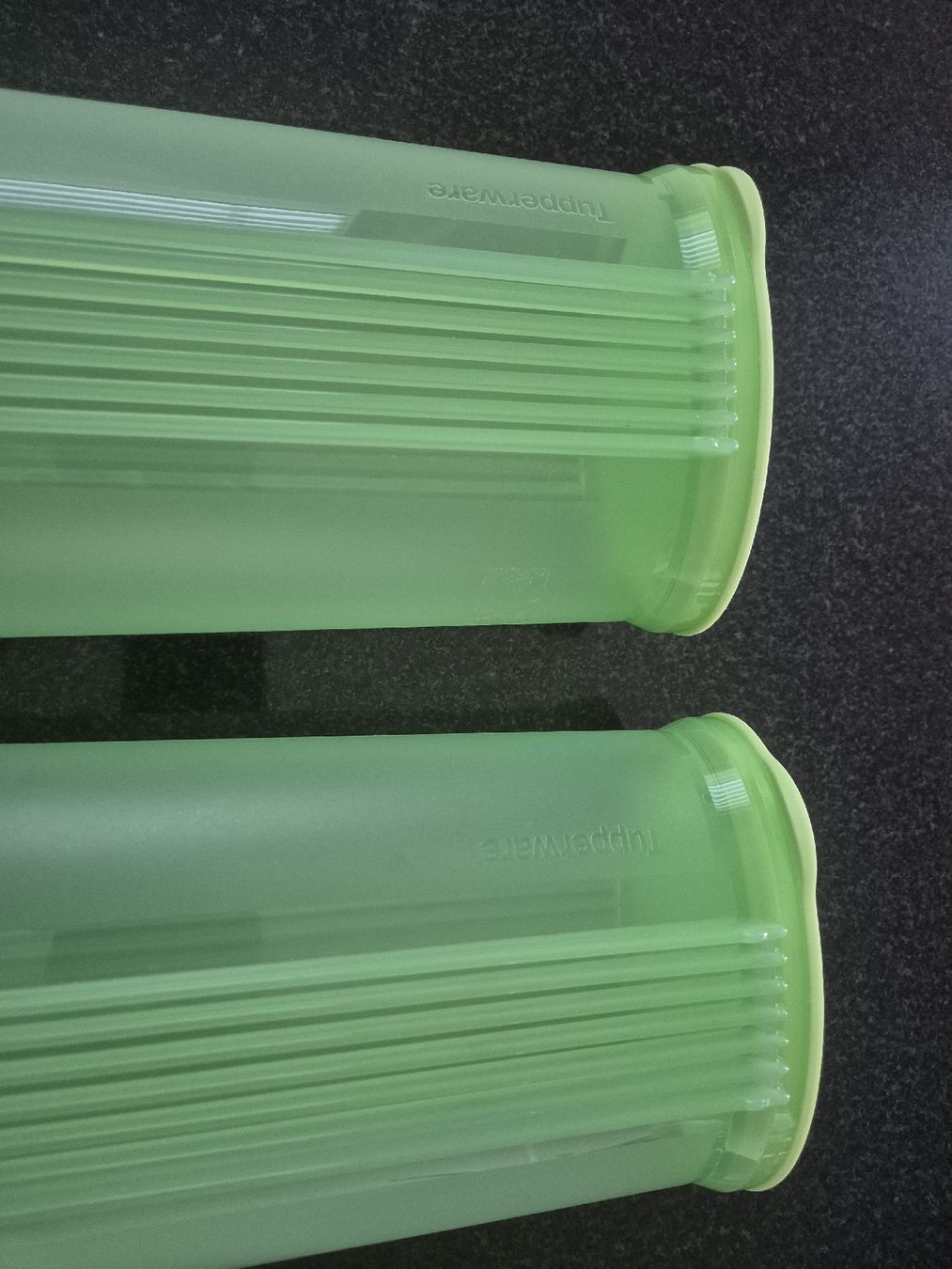 Tupperware Contenitori & Simili: Tupperware Spaghetti Behälter – Usato da Wohlen AG venduto da Postlady 2