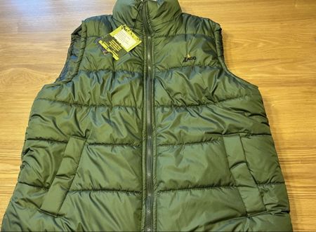 Warme Alago Steppweste Askari, Herrengrösse 3XL, neuwertig