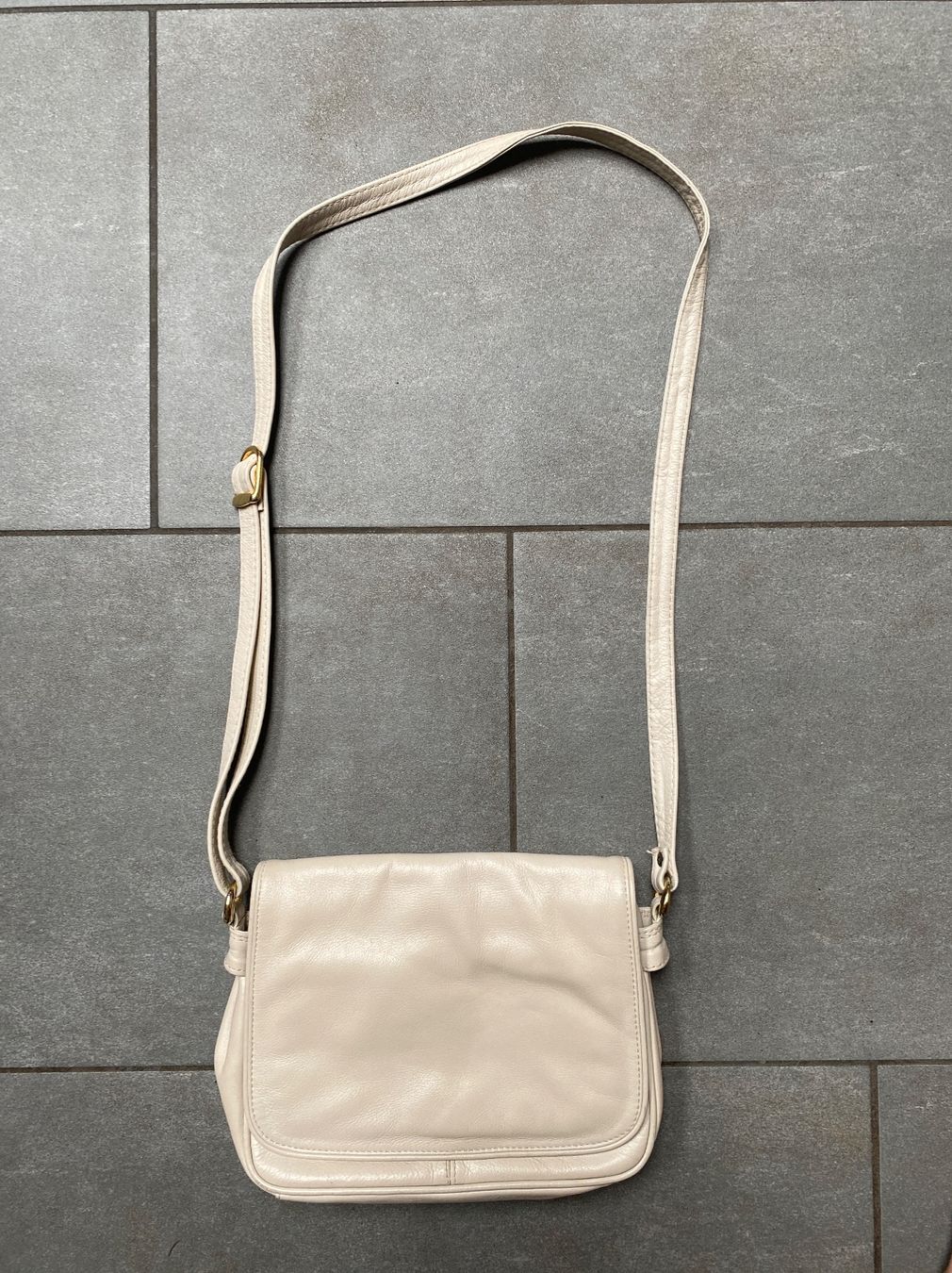 Borse da donna: Handtasche aus Leder der Marke Cypress – Usato da Iseltwald venduto da Waldisch