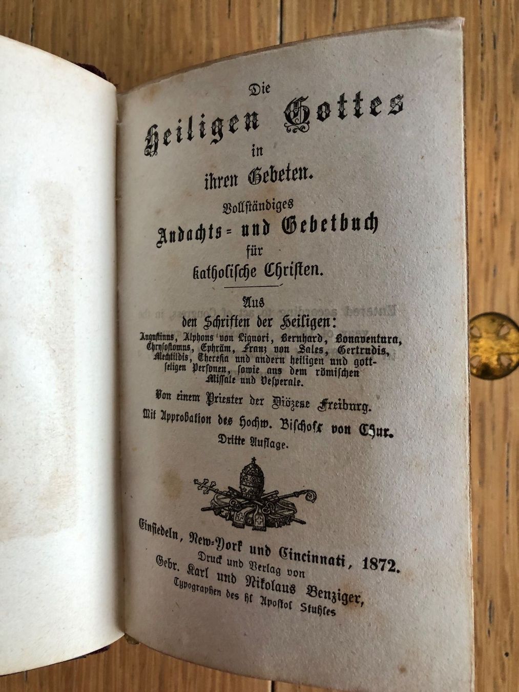 Libri: Antikes Gebetsbuch mit Kreuz, Samt – Usato da Schübelbach venduto da Dolly990_2 6