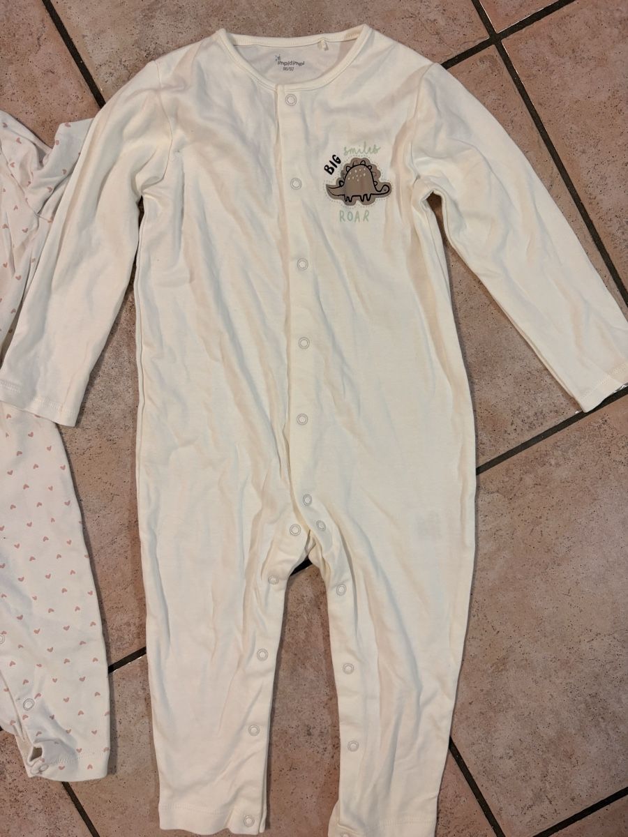 Lotti & Set di vestiti: Set 3 pigiami bambino – Usato da S. Antonino venduto da FedeKikka88 1