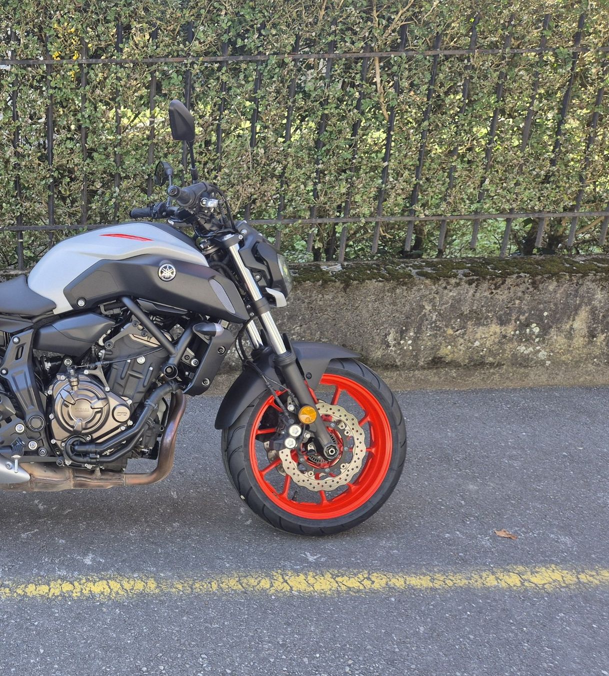 Yamaha Strada: YAMAHA MT-07 ABS (35kW) – Usato da Yverdon-les-Bains venduto da MotoMark 7