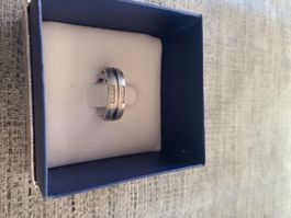 Bague en acier