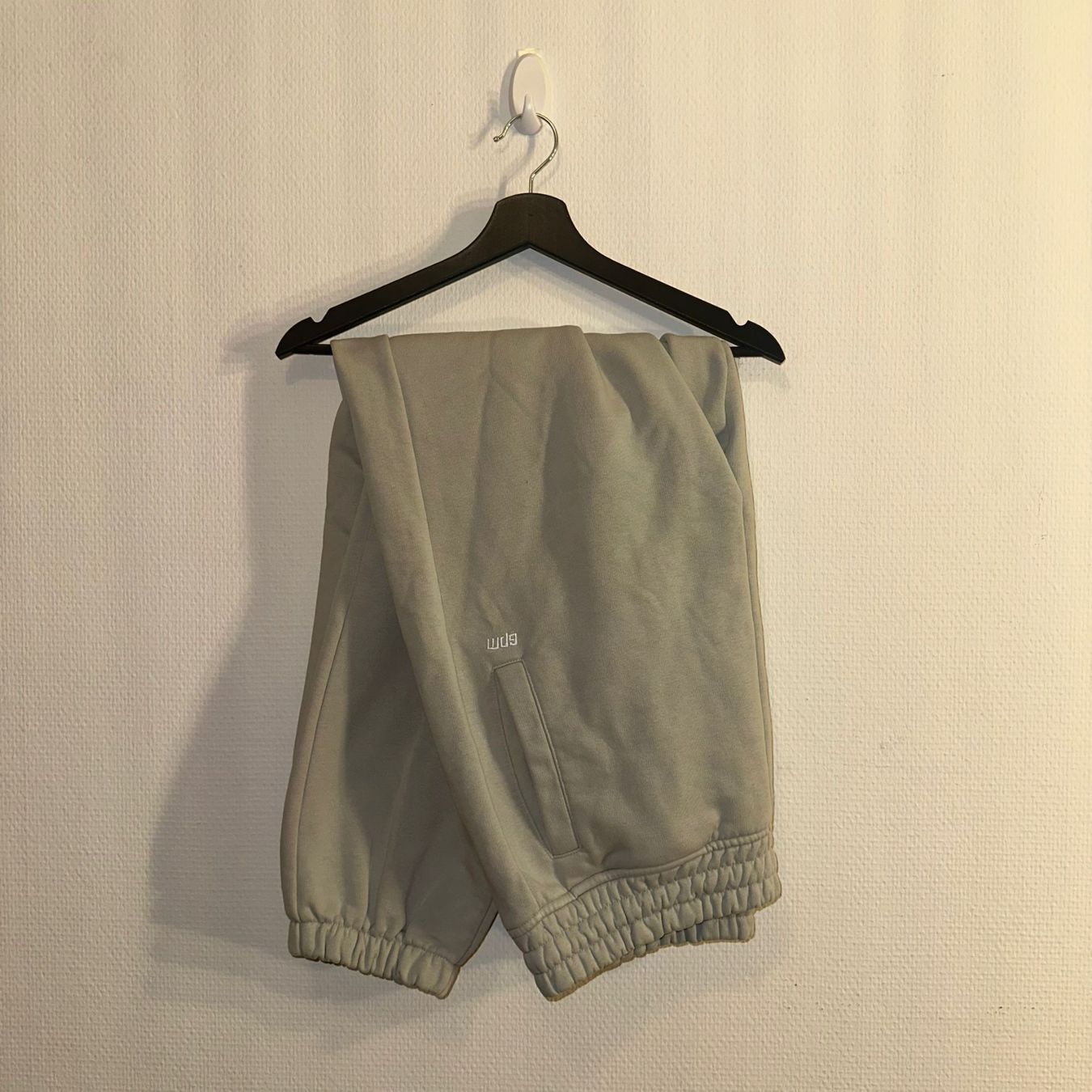 6PM Pantaloni: 6PM Jogger Grey – Nuovo (secondo la descrizione) da Bern venduto da gia_jqj7