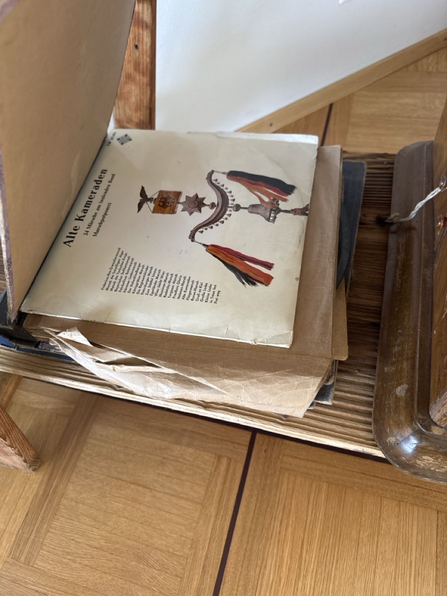 Plattenspieler: Plattenspieler – Gebraucht aus Wimmis von ren_5mwr 2