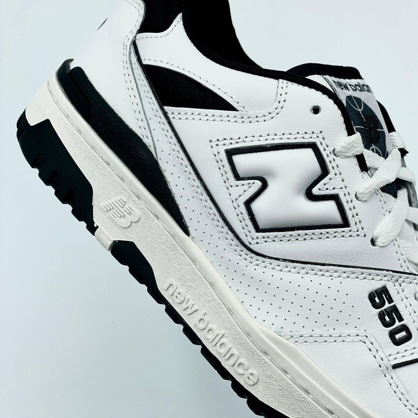 New Balance Scarpe da uomo: New Balance 550 White Black EU 42 – Nuovo e nell'imballaggio originale da Erlinsbach venduto da sasneakers 3