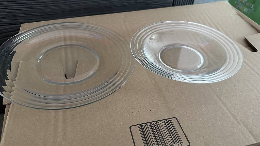 Teller: Glas Teller – Gebraucht aus Fehraltorf von Cris25m