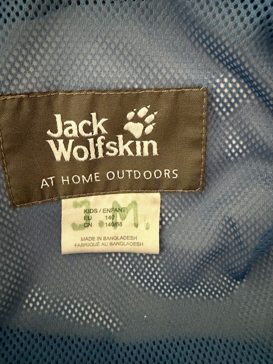 Jack Wolfskin Giacche & Cappotti: Jack Wolfskin Regenjacke Kinder, Gr. 140 – Usato da Oberrüti venduto da Important 1