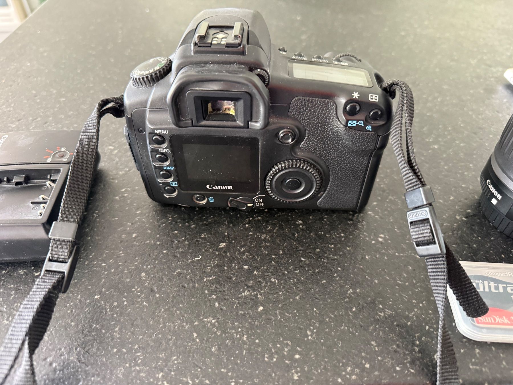 Canon Fotocamera: Canon EOS 20D + objectif 18-55mm + carte mémoire 1 Go – Usato da Chardonne venduto da Electrolite.ch 2