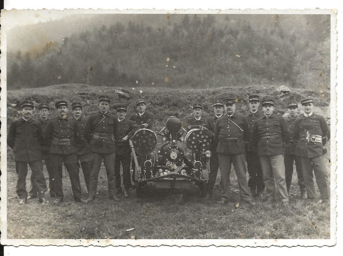 Cartoline postali: Stans oder Oberdorf NW  Feuerwehr Mannschaft  ca.1940 selten – Nuovo (secondo la descrizione) da Ennetmoos venduto da Ambuman 1