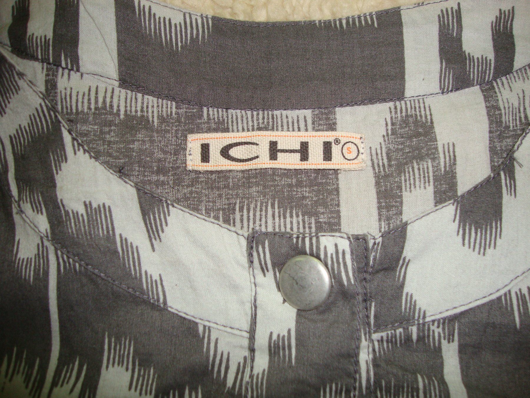 Blusen: ICHI Baumwoll-Bluse – Gebraucht aus Laufen von ereli 1