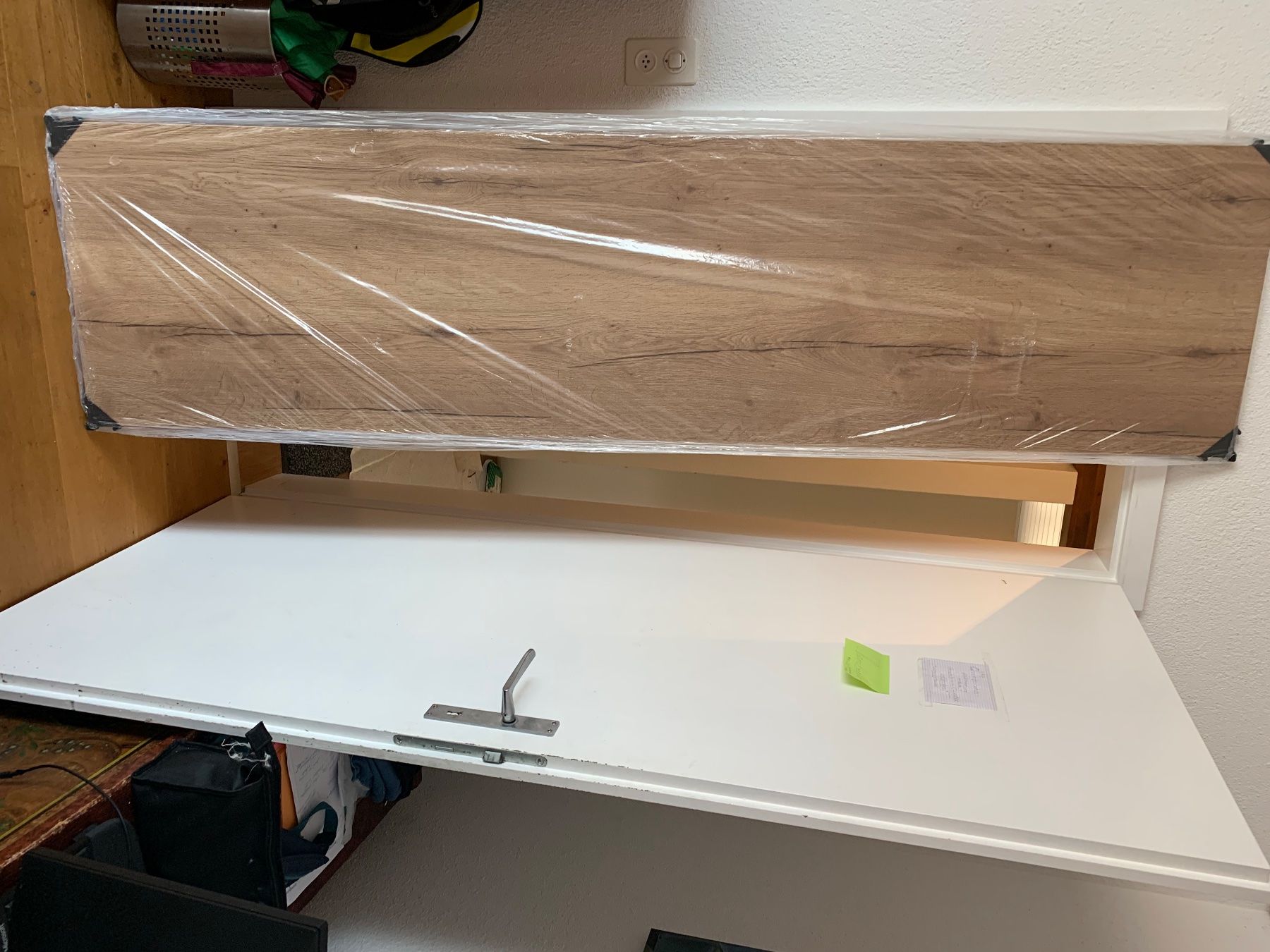Holzartikel: Bretter Holzoptik Eiche – Gebraucht aus Münchenbuchsee von salty 3