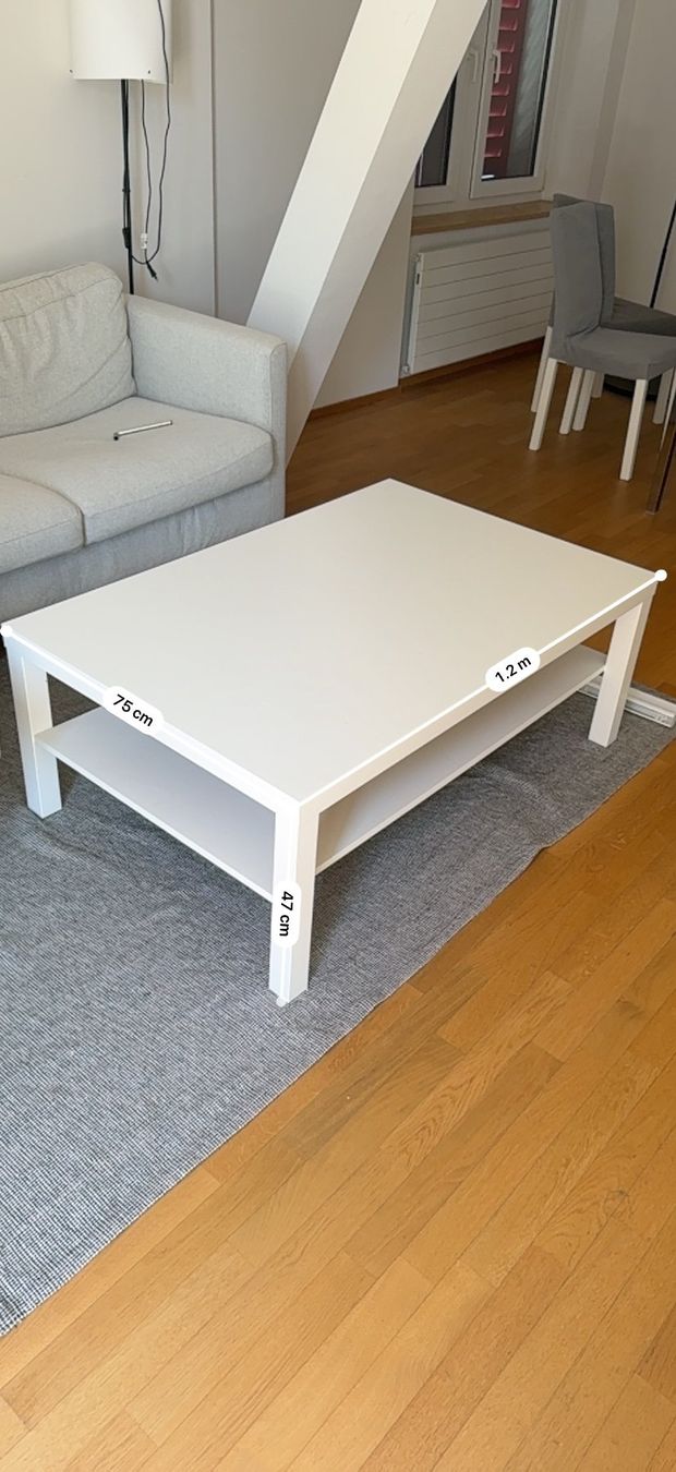 Tische: Alles muss raus: Couchtisch – Gebraucht aus Zürich von heysmokey