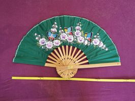 Fächer aus Thailand mit Blumen-Schmetterlingen