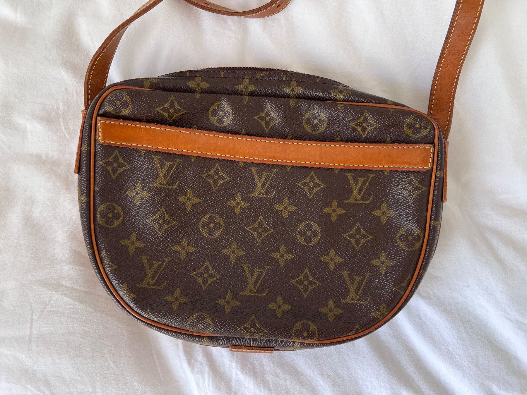 Louis Vuitton Borse: Louis Vuitton Umhängetasche – Usato da Basel venduto da ara_rf7v 2