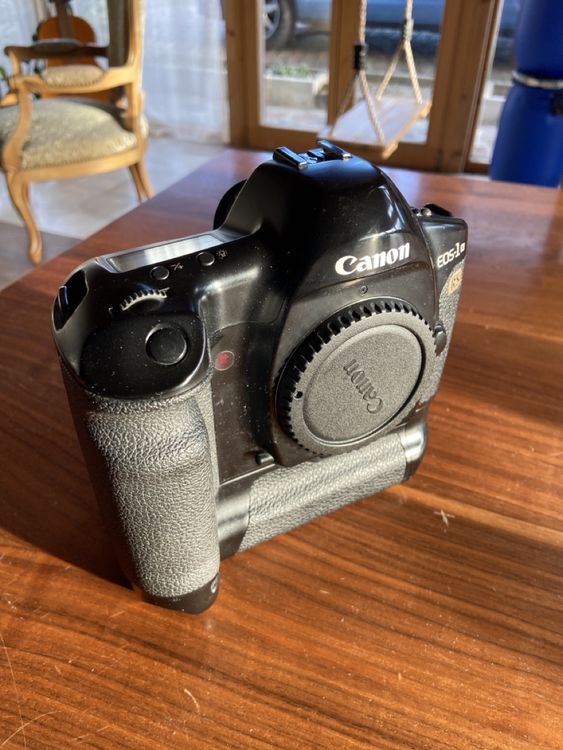 Canon Appareil photo: Canon EOS-1 N RS – D'occasion à Thun par seschmann 3